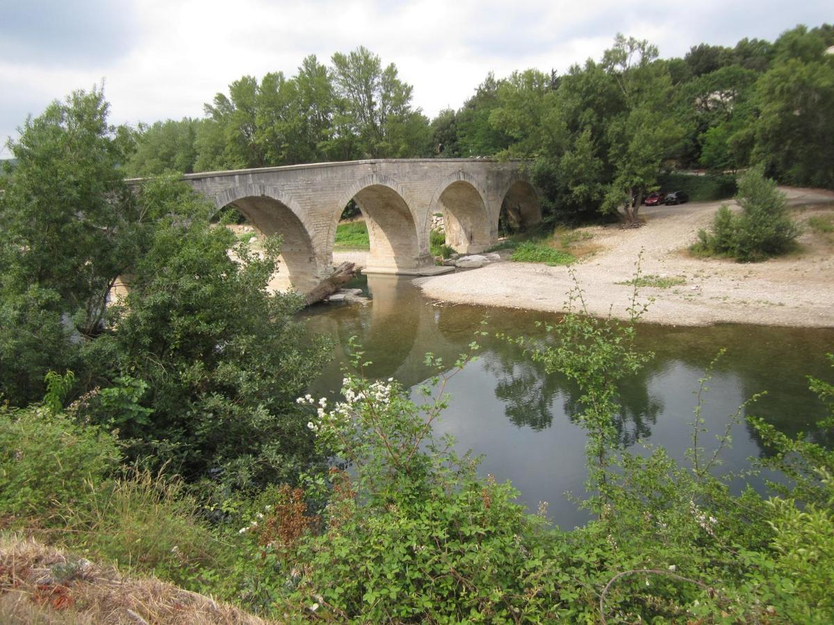 Clarberg - Gite Saint-André-de-Roquepertuis 外观 照片